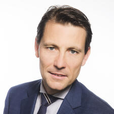 a photograph of Tom De Cordier